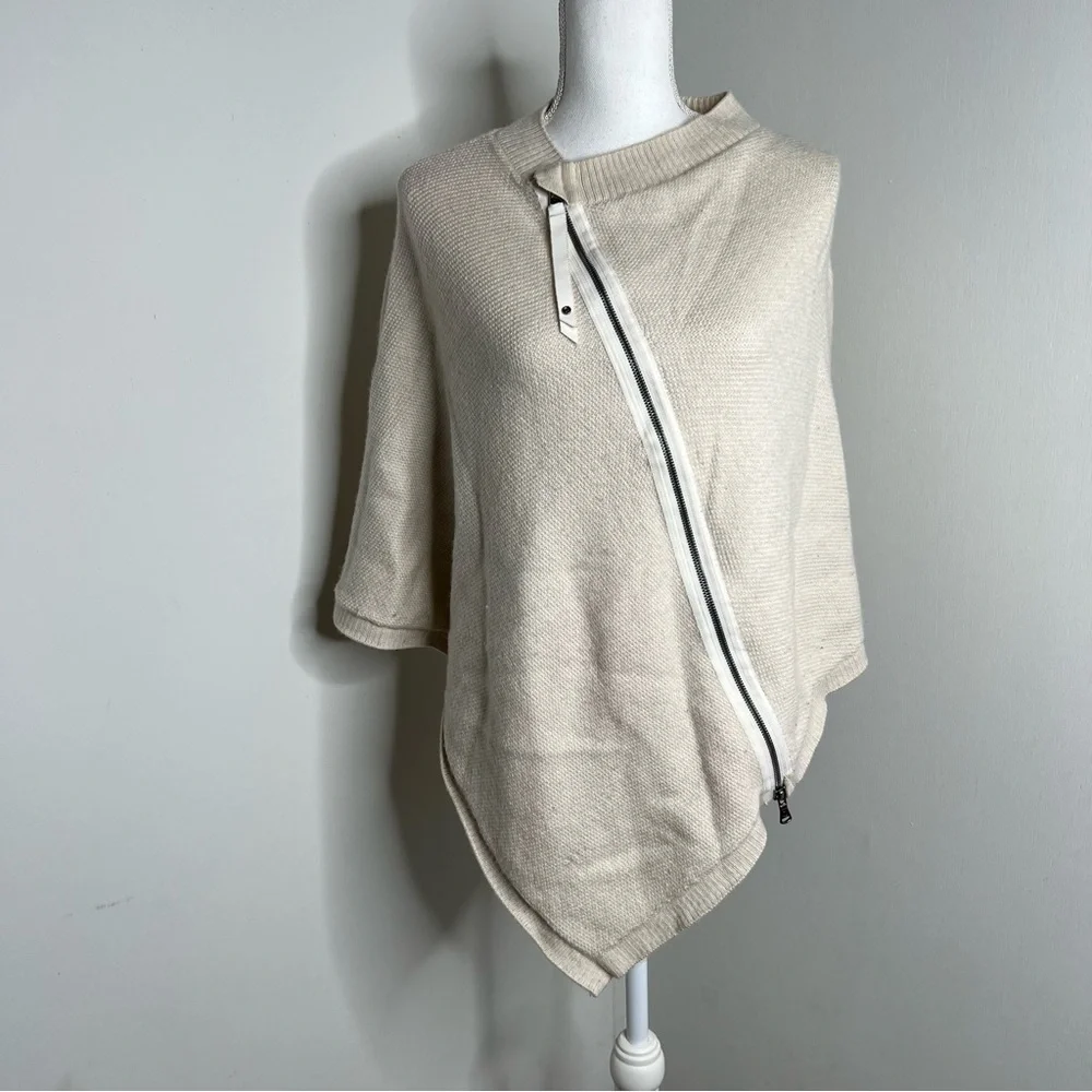 Lululemon On The Go Poncho O/S